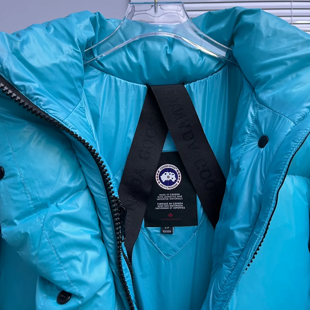 P720 Puff Short Big Goose Bread Jacket Down Jacket 2023 new official hot model CANADA GOOSE Canada Goose Puff Short Down Jacket 2256W, 4 colors early adopter version! This year’s hottest item! 4 Colors, 5 Codes
